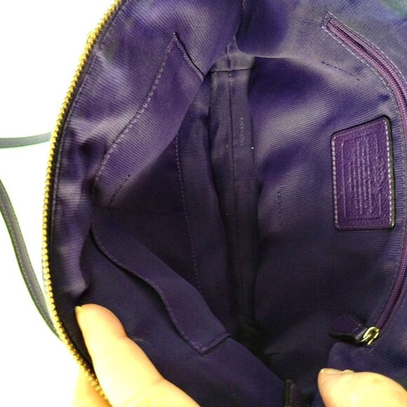 Coach shoulder bag - Picture 3 of 7